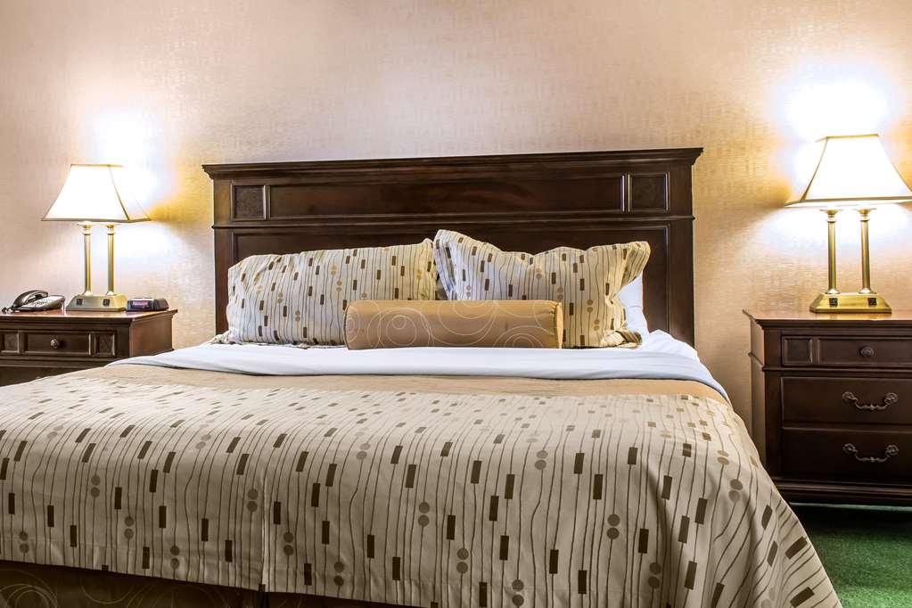 Clarion Hotel Philadelphia International Airport Essington Room photo