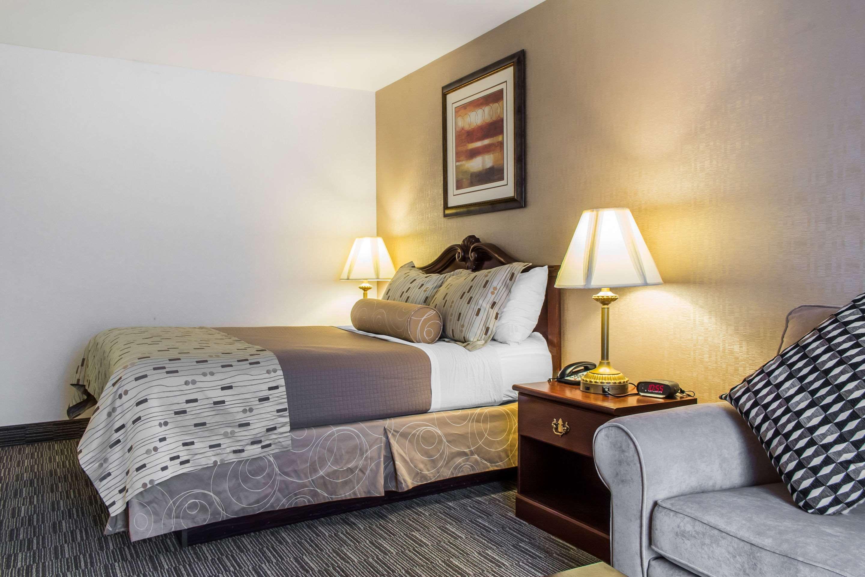 Clarion Hotel Philadelphia International Airport Essington Exterior photo