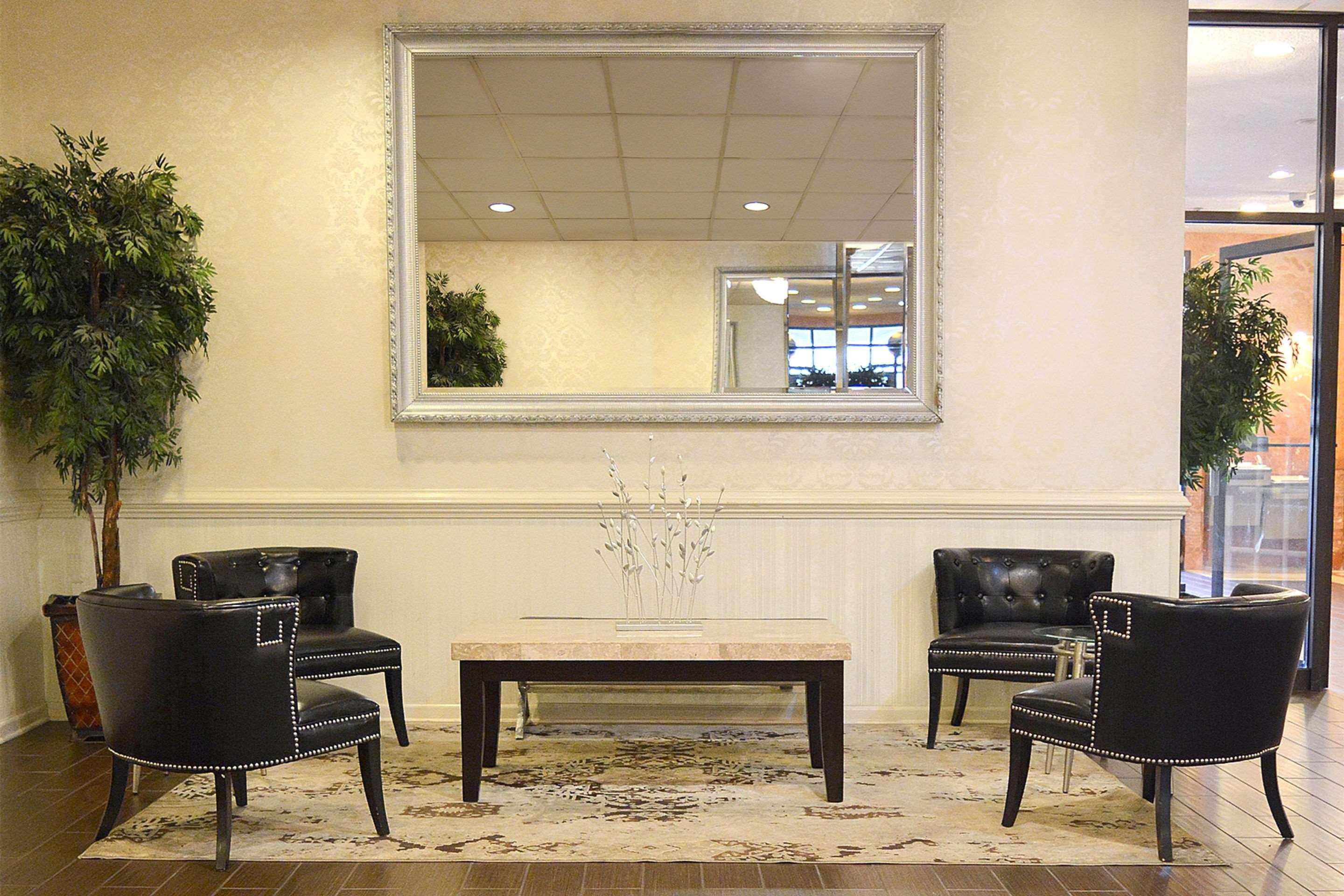 Clarion Hotel Philadelphia International Airport Essington Exterior photo